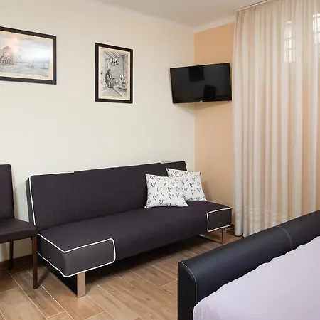 Private Accommodation Milisa *