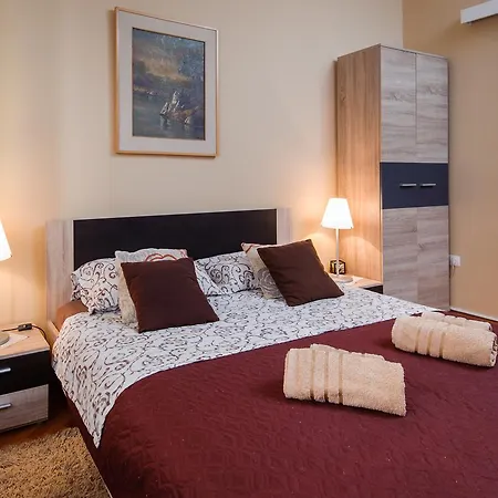 Private Accommodation Milisa *
