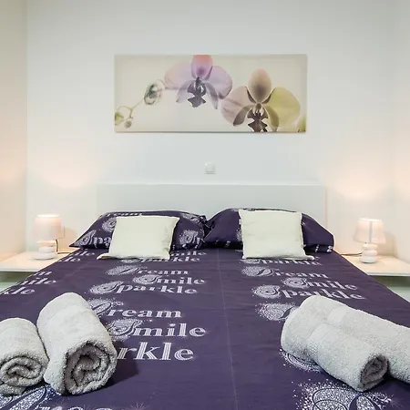Private Accommodation Milisa Guest house *