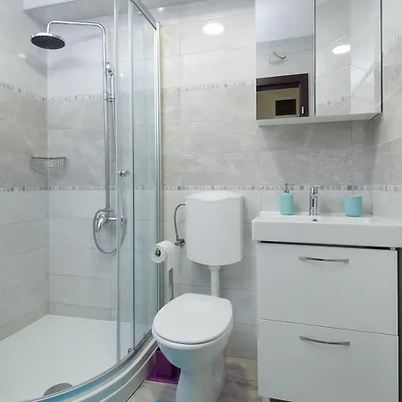 Guest house Private Accommodation Milisa